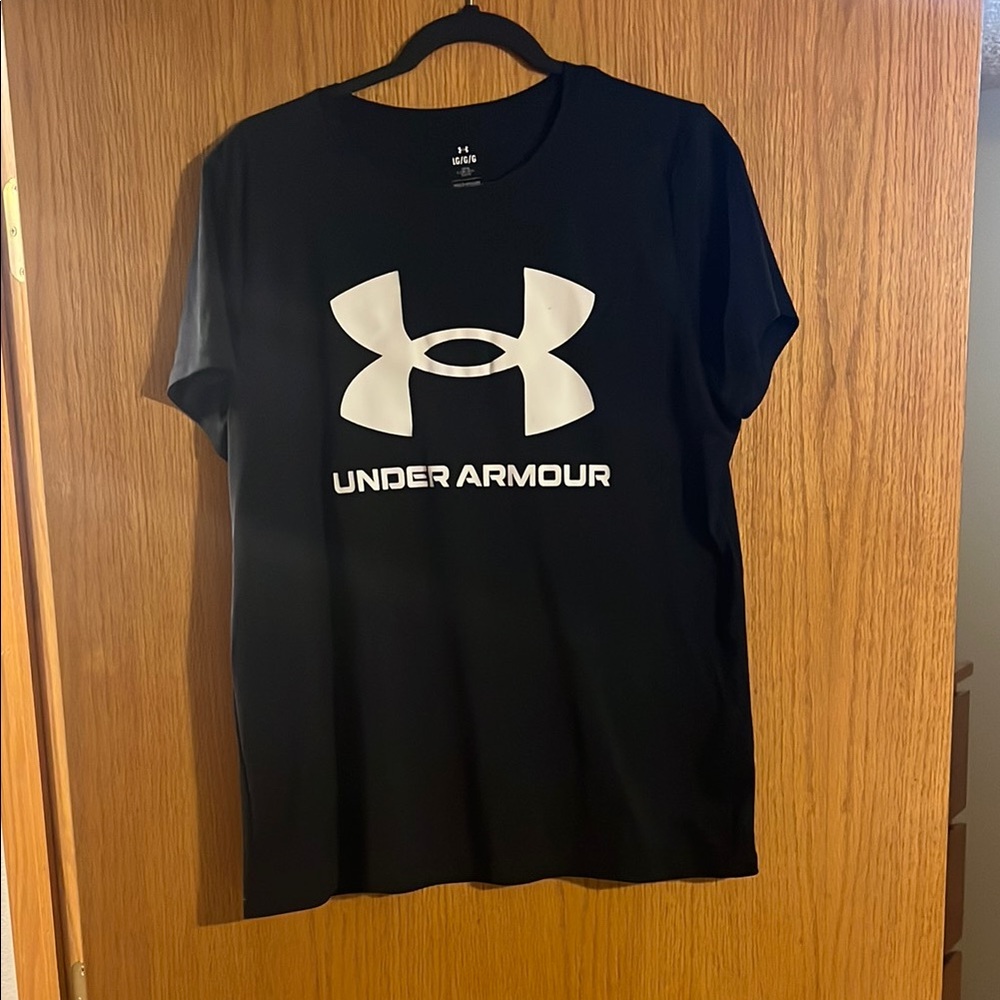 Under Armour Black Short Sleeve Performance Tee